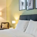 2 Bed Rooms I 82 M2 I Comfy I 160 Mbit Wifi